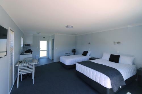 Motel Trailblazer Studios