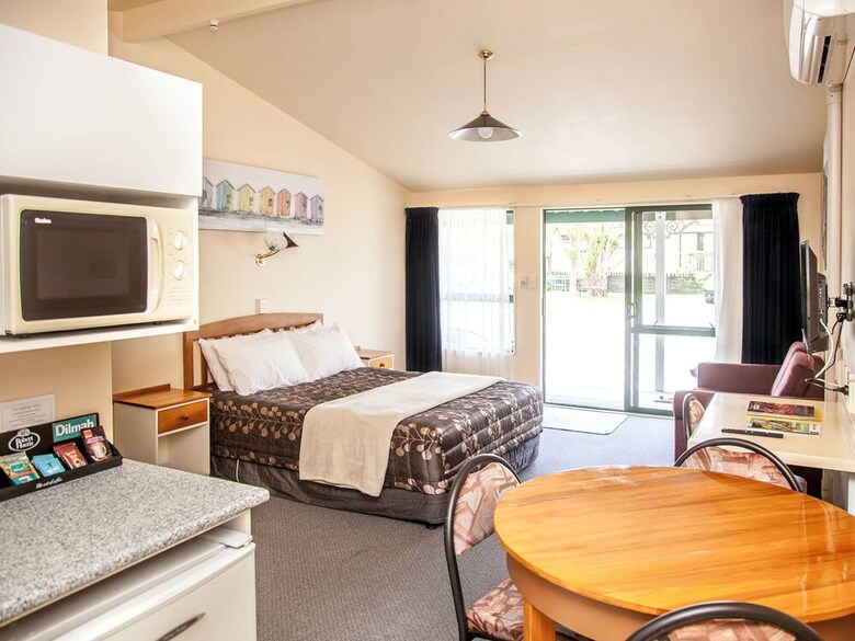Goldmine Motel