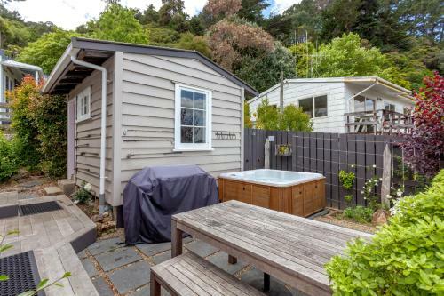Kuranui Cottage