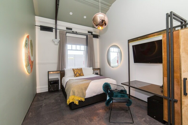 Clarence Boutique Hotel