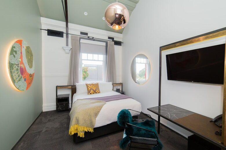 Clarence Boutique Hotel