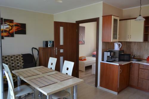 Apartamenty W Lesie Nad Jeziorem