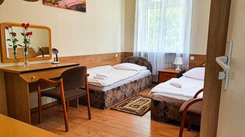 Dworek Brodowo Restauracja Hotel Przyj?cia