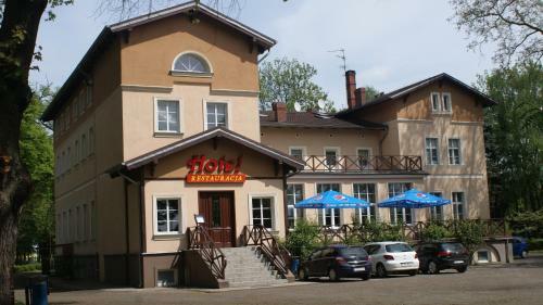 Dworek Brodowo Restauracja Hotel Przyj?cia