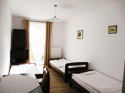 Hostal Go?ciniec I Restauracja Salton