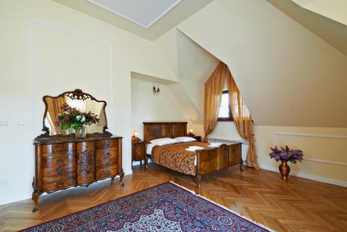 Hostal Dw�r Osmolice