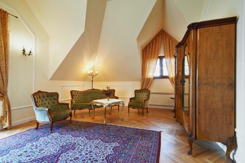 Hostal Dw�r Osmolice