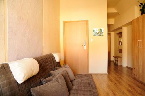 Hostal Pokoje Za Kinem