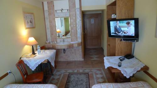 Hostal Go?ciniec Stara Ku?nia