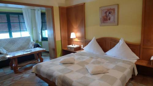 Hostal Go?ciniec Stara Ku?nia