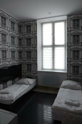 Hostal Pa?ac D?browa