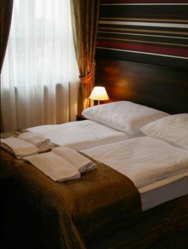 Hotel I Restauracja Nad Jeziorem