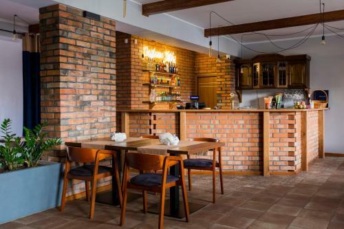 Hostal Go?ciniec Ceglane K?ty