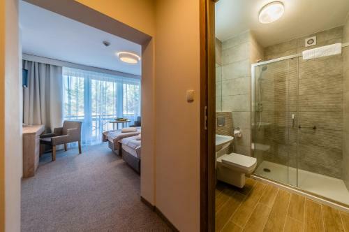 Hotel *** Nat Jaros?awiec