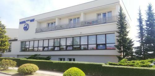 Hotel *** Nat Jaros?awiec