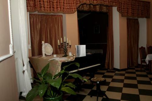 Hostal Pa?ac Pensjonat Ptaszynka