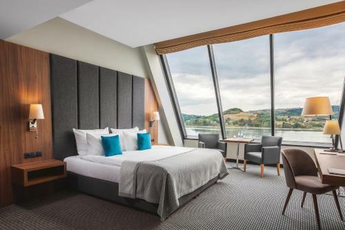 Heron Live Hotel Marina & Spa