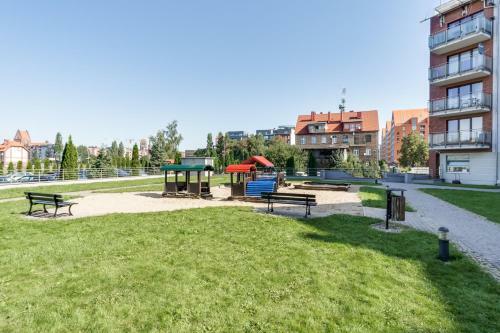 Elite Apartments By The River Bikes&xbox&playstation&rollerblades