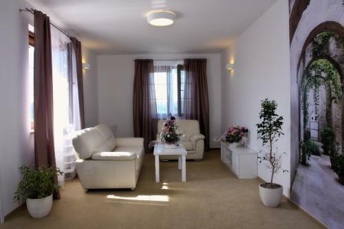 Hotel Ambasada