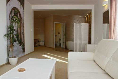 Hotel Ambasada