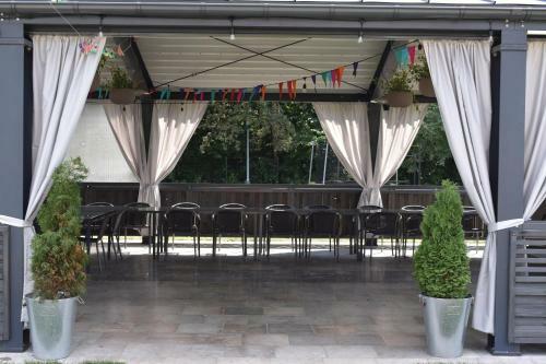 Hotel Eco Niebor�w