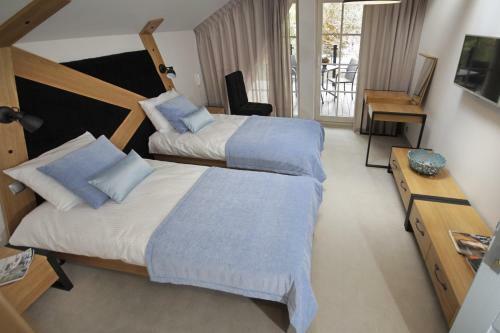 Hostal Estancja Mezowo