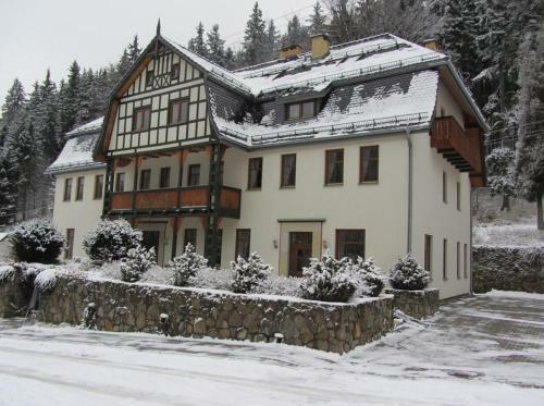 Hostal S?oneczna Willa