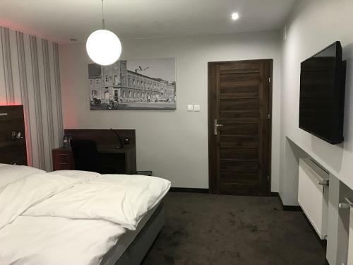 Albergue Noclegi Miko?�w