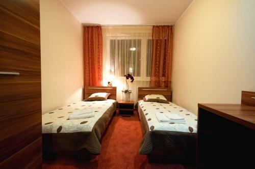 Hotel-24