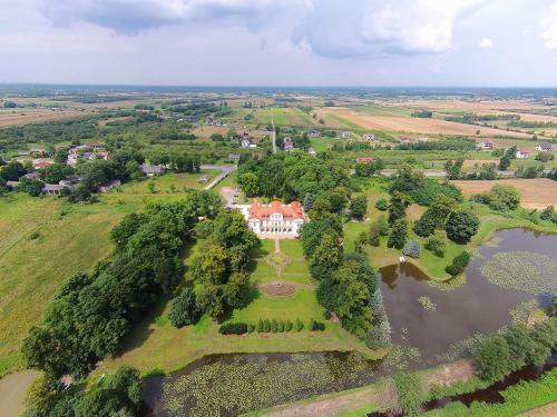 Hostal Dw�r Zbo?enna