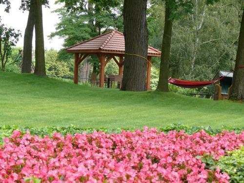 Hostal Dw�r Zbo?enna