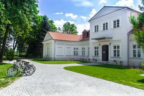 Hostal Dw�r Zbo?enna