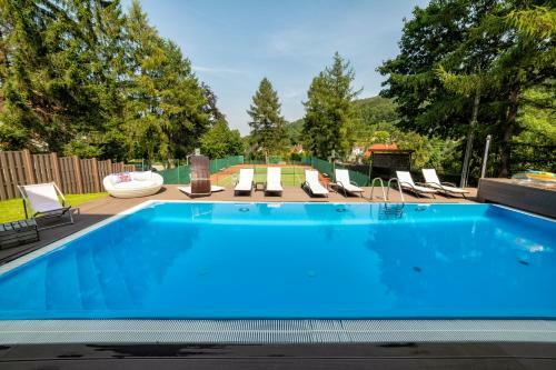 Villa Adam