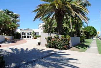 Aparthotel Surfside On The Beach