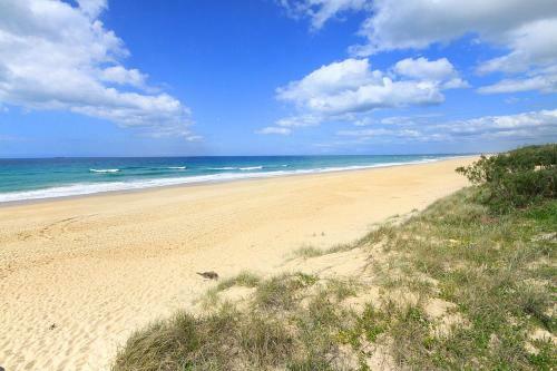 Hotel Beachside Resort Kawana Waters