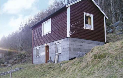 Holiday Home Nordfjordeid Hundvik