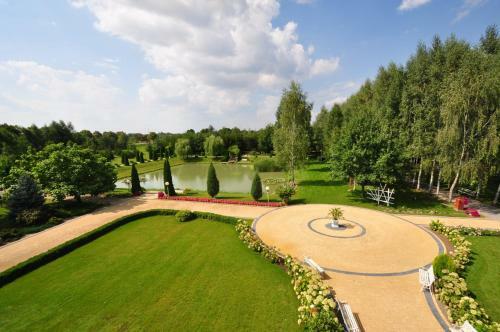 Hotel Chabrowy Dworek