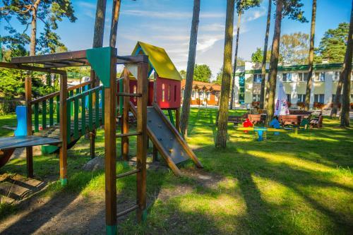 Hotel Domy - Apartamenty W Sosnowym Lesie - Ca?oroczne