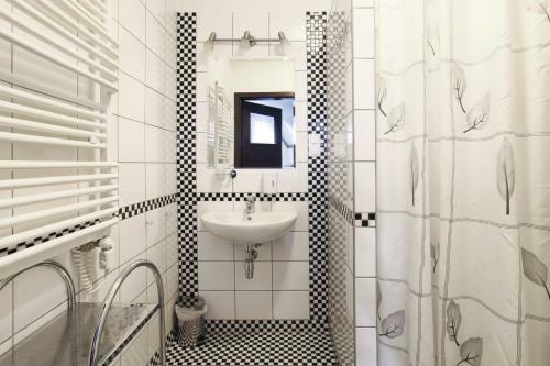 Hostal Galeria P?powo