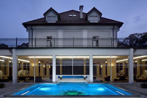 Hotel Pa?ac ?elech�w Spa & Wellness
