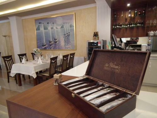 Hotel Centrum Cezar