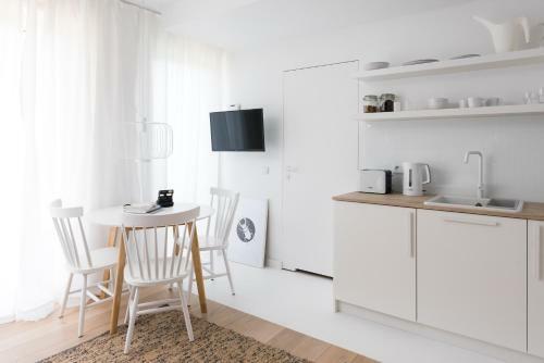 Colors Apartments