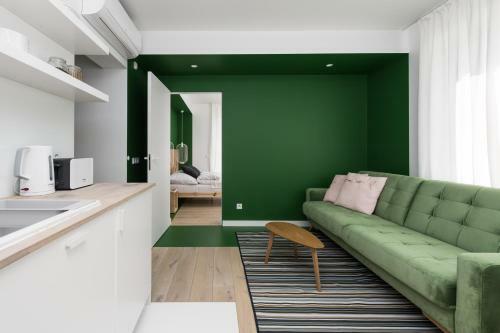 Colors Apartments