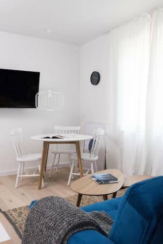 Colors Apartments