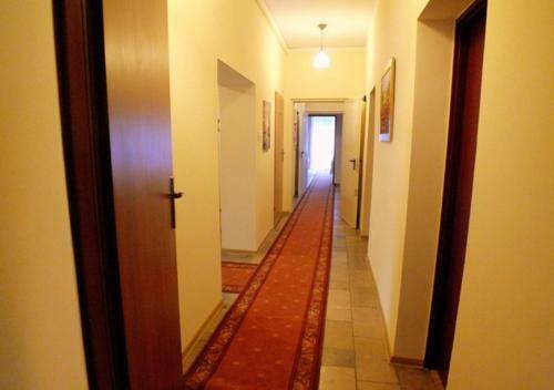 Hotel Madohora_s?o?ce