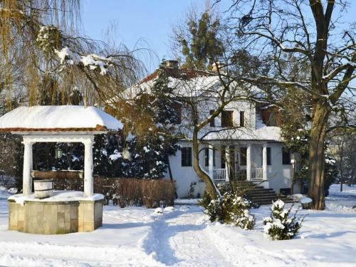 Holiday Home Dw�r Oficyna
