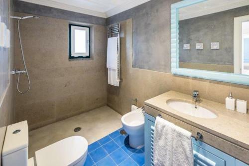 Malhadais Villa Sleeps 8 Pool Wifi