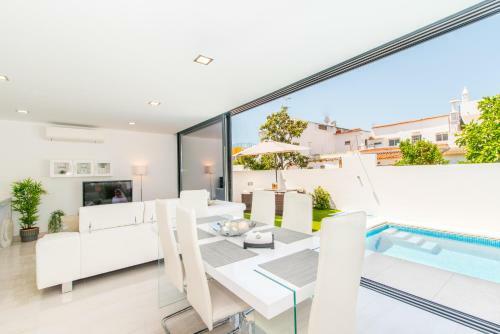 Villa Golden Nelly By Algartur