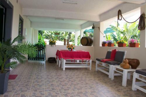 Tabua Suites III