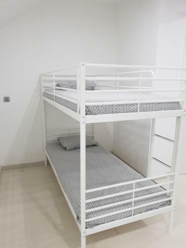 Hostal Mikaela Guest House